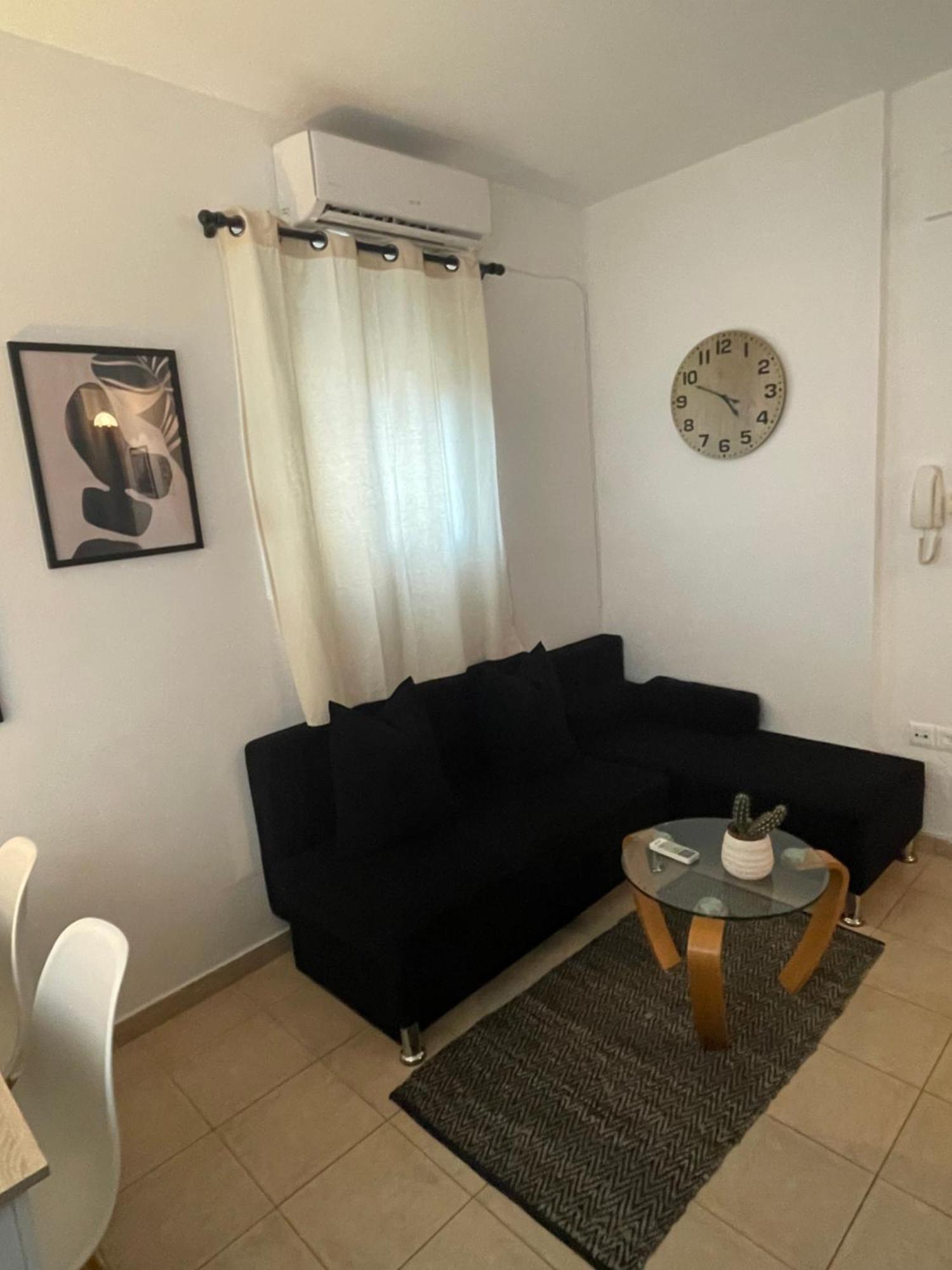 Semi-basement 250m From Sea, Nea Chili Apartment Alexandroupoli